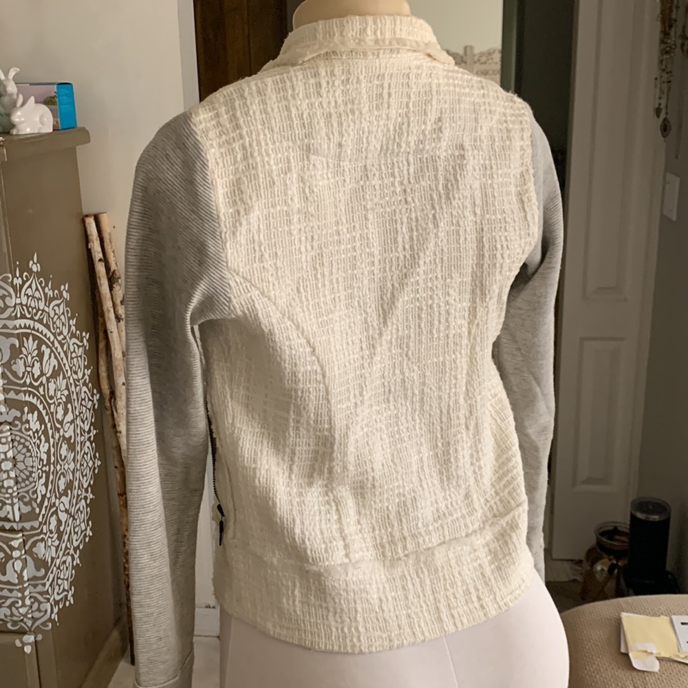 Beautiful Dolan jacket - Picture 4 of 12